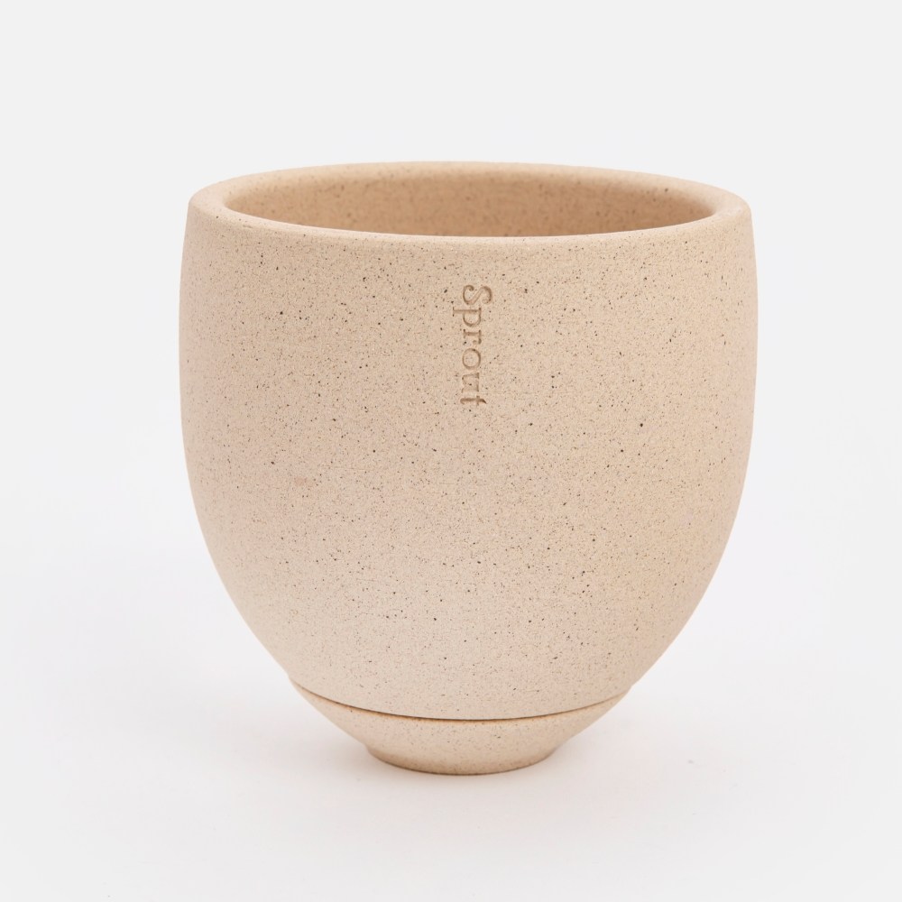 Sprout Signature B陶瓷盆器附底盤11cm 沙色｜家飾花藝｜HOLA 和樂家居