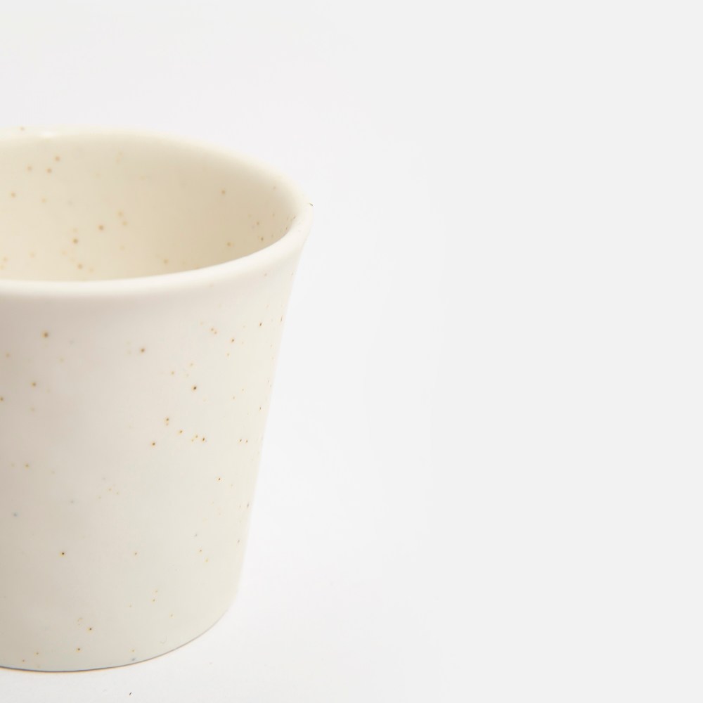 WAGA陶瓷多用杯10.5cm 皓白星點｜餐茶用具｜HOLA 和樂家居