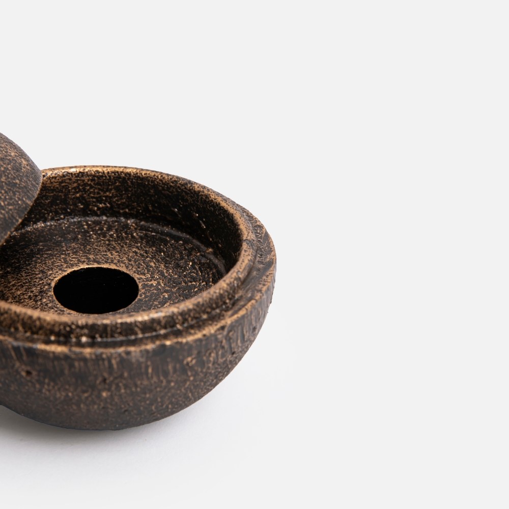 MUUBS仿舊裝飾燭台球形古銅色｜HOLA 和樂家居｜HOLA 和樂家居